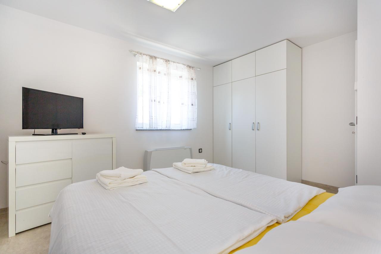 Apartments Vlado Veglia Exterior foto