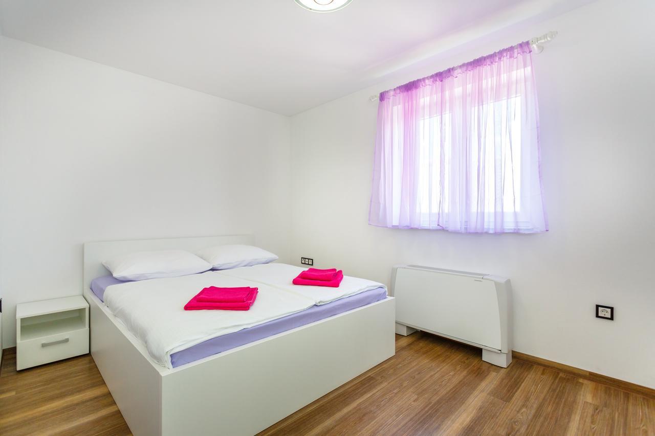 Apartments Vlado Veglia Exterior foto